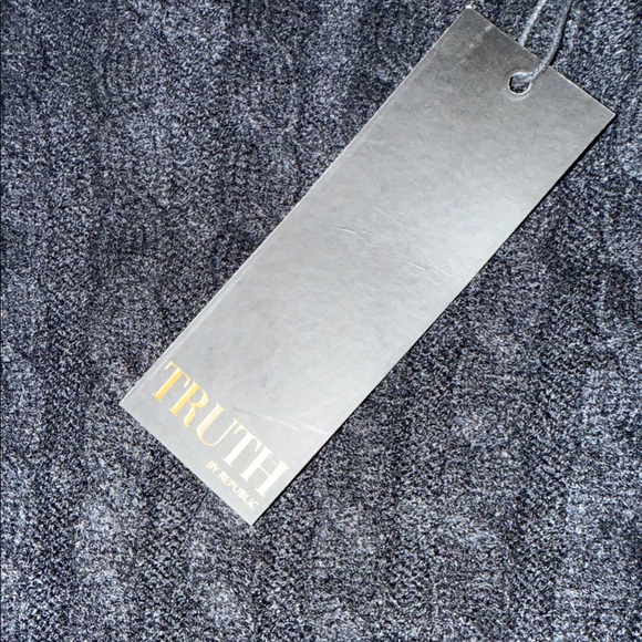 Truth Black Knit Turtleneck Sweater - Picture 4 of 10